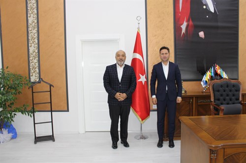 Muş Alparslan Üniversitesi Rektörü Kaymakamımız Sayın Ahmed ÇELİK' i Ziyaret Etti.